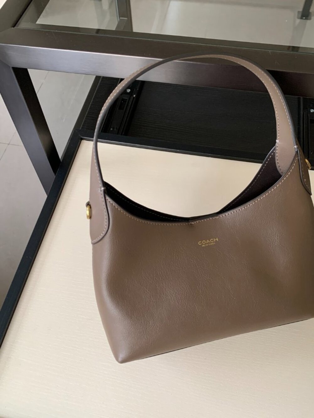 Coach Brooklyn 23 Underarm Bag - Picture 3 of 9